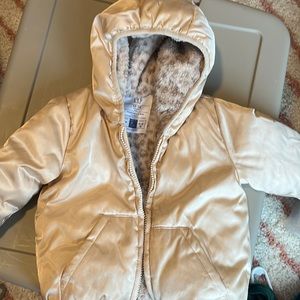 Baby gap size 12-18 months light pink winter coat. Fully lined soft material.